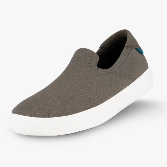 Vessi Shoes - Vessi Boardwalk Slip-On size 8 in Turtle Green